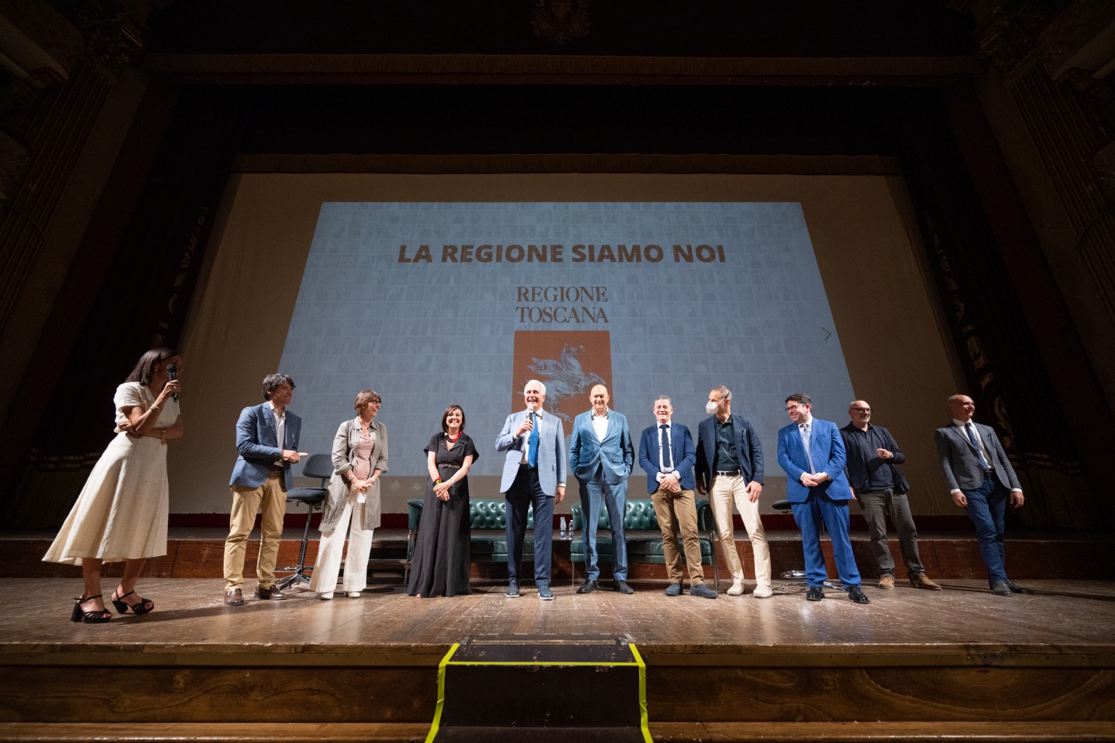 Il presidente Giani incontra i neo assunti al teatro Verdi: “Benvenuti in  squadra”