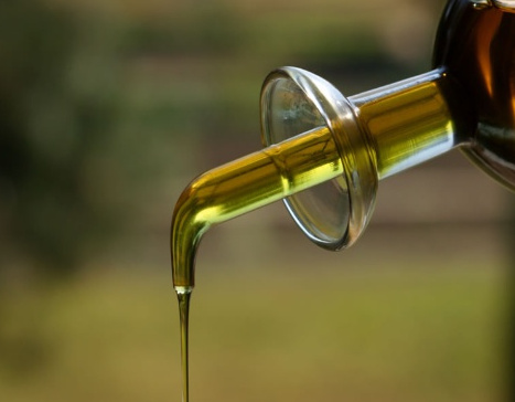 Olio DICIANNOVE, un brand collettivo. La presentazione lunedì 12 ...